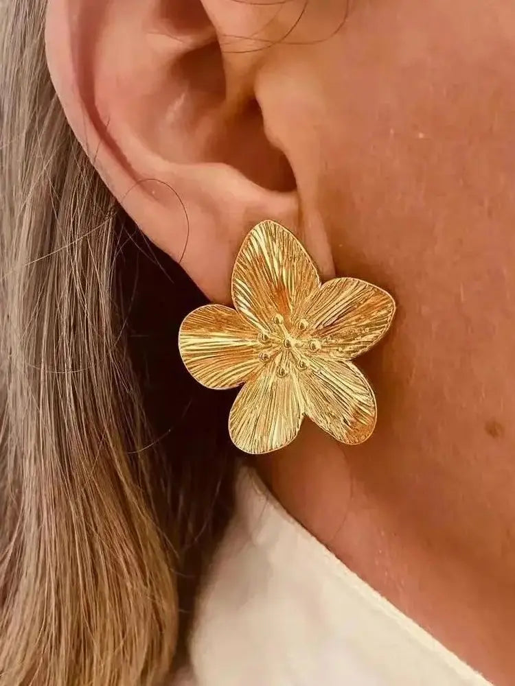 Uworld Hypoallergenic Stylish Vintage Flower Stud Earrings Premium 18k Gold Plated Stainless Steel For Women Party сережки женск